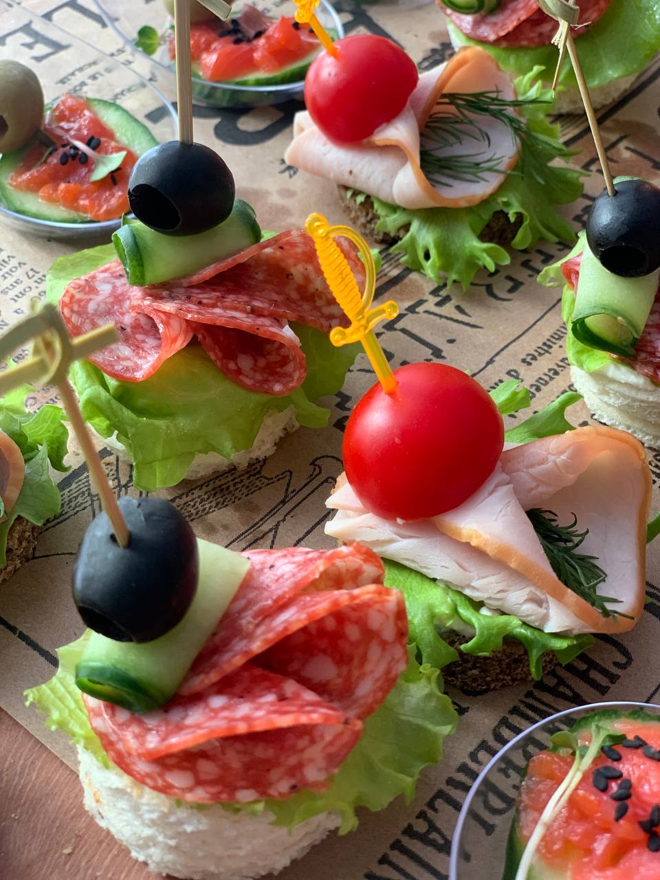 Фуршетное меню с горячими закусками и десертами на 13 персон - 663 р ...