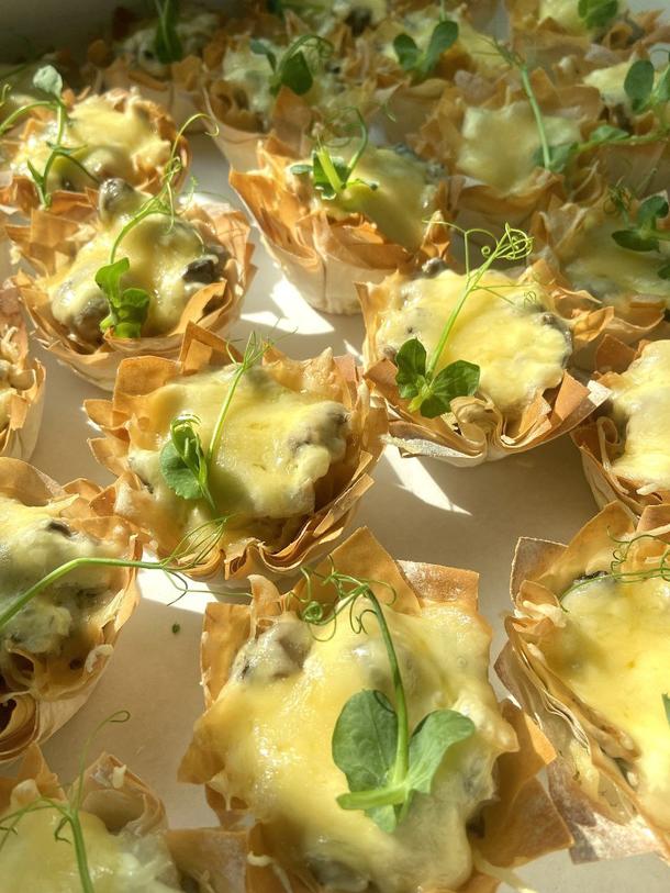 Жульен с курицей и шампиньонами