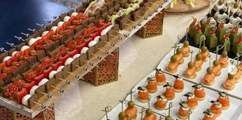 Легкий фуршетный сет "8 марта" на 20-23 персон