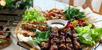 Фуршетный набор с шашлычками на 5-10 персон